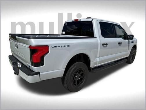 2025 Ford F-150 Lightning XLT