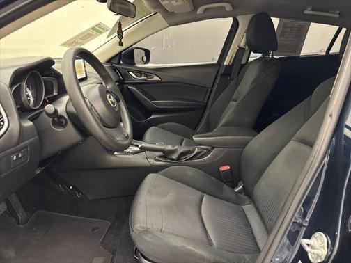 2015 Mazda Mazda3 i Sport
