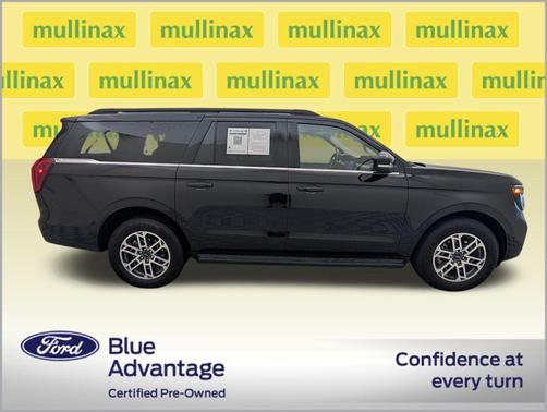 2025 Ford Expedition Max Active 4x2