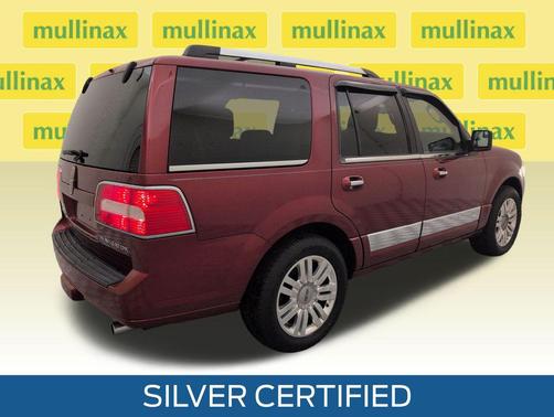 Ruby Red Metallic Tinted Clearcoat 2014 Lincoln Navigator Base