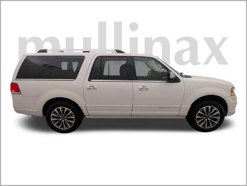 2015 Lincoln Navigator Base