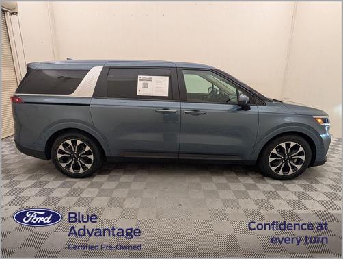 Astra Blue 2024 Kia Carnival EX