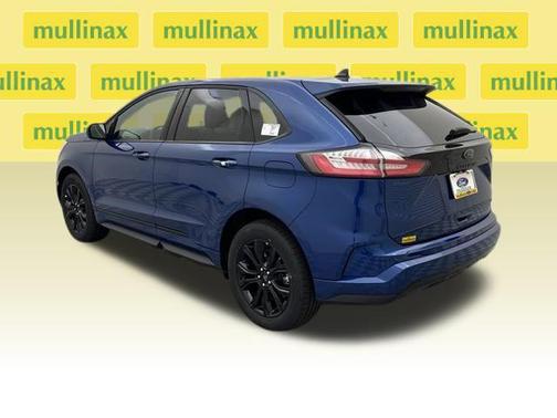 Atlas Blue Metallic 2024 Ford Edge SE