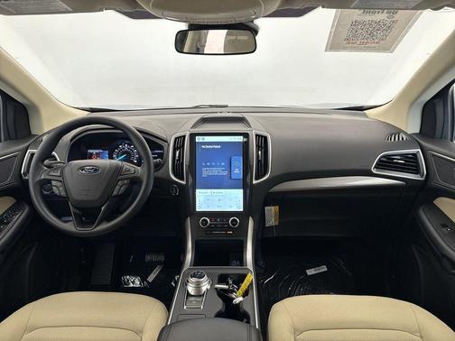 Atlas Blue Metallic 2024 Ford Edge SE