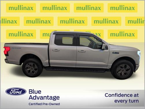 2024 Ford F-150 Lightning LARIAT