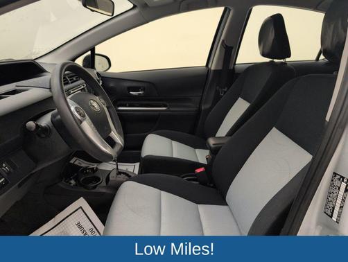 2016 Toyota Prius c Three