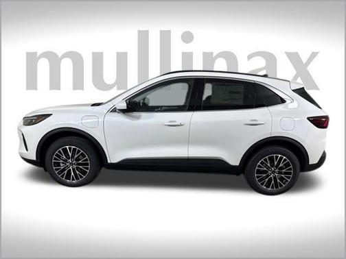 2025 Ford Escape PHEV SE