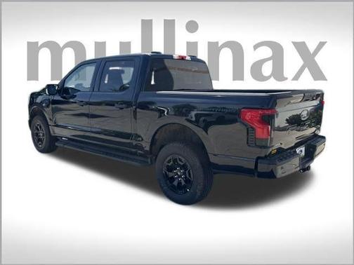 2025 Ford F-150 Lightning XLT