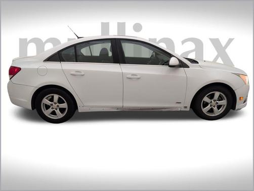 2011 Chevrolet Cruze 2LT