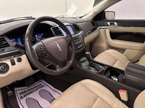 2015 Lincoln MKS Base