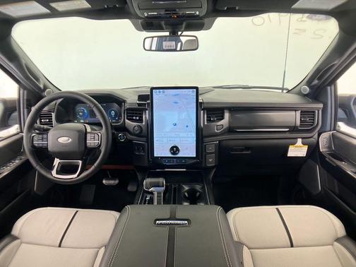 2023 Ford F-150 Lightning Platinum