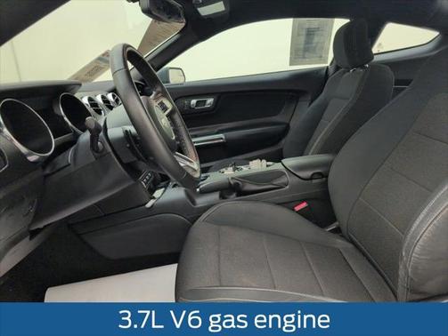 2016 Ford Mustang V6
