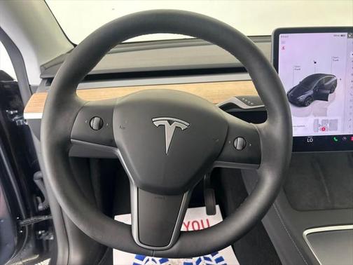 2025 Tesla Model Y Long Range Dual Motor All-Wheel Drive