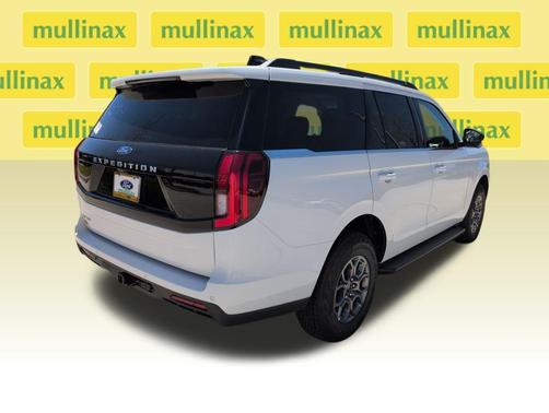 Oxford White 2026 Ford Expedition Active
