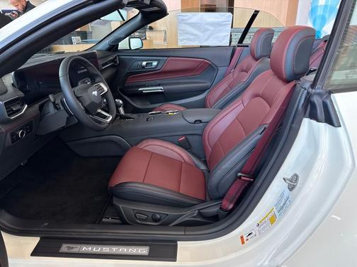 2025 Ford Mustang GT Premium