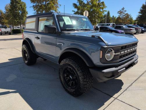 2025 Ford Bronco Base