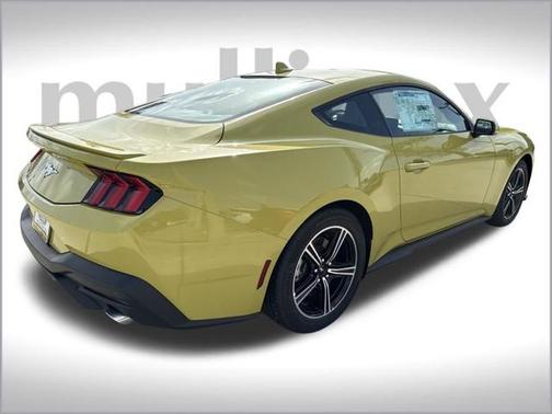 2025 Ford Mustang EcoBoost