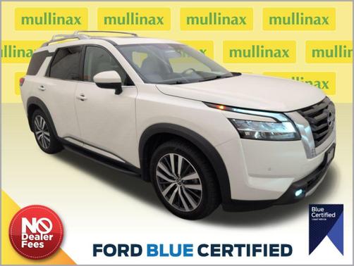 2022 Nissan Pathfinder Platinum 4WD