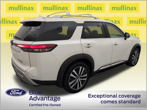 2022 Nissan Pathfinder Platinum 4WD