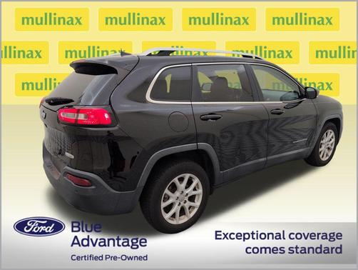 Diamond Black Crystal Pearlcoat 2017 Jeep Cherokee Latitude