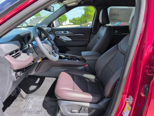 Rapid Red Metallic Tinted Clearcoat 2026 Ford Explorer Platinum