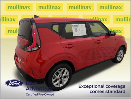 Inferno Red 2025 Kia Soul LX
