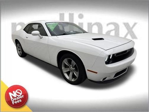 2015 Dodge Challenger SXT