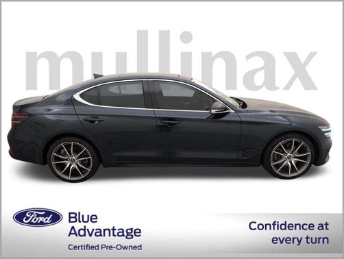 2022 Genesis G70 2.0T RWD