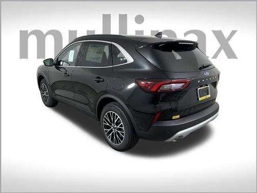 2025 Ford Escape SE