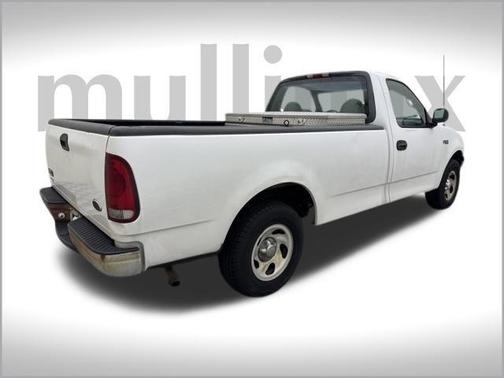 2000 Ford F-150 XL