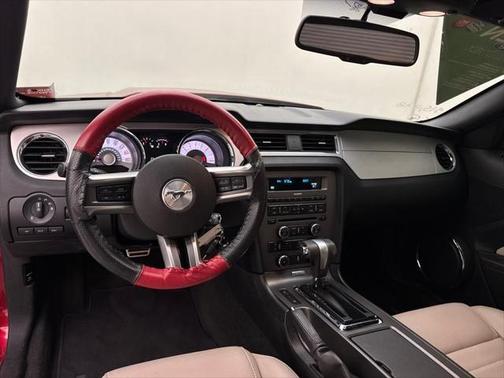 2012 Ford Mustang V6 Premium