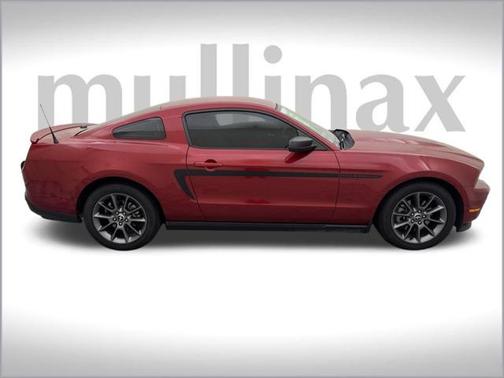 2012 Ford Mustang V6 Premium