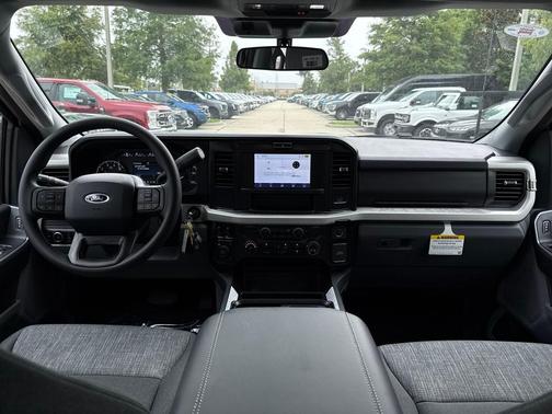 2025 Ford F-350 XLT