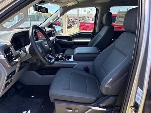 2025 Ford F-150 Lightning XLT