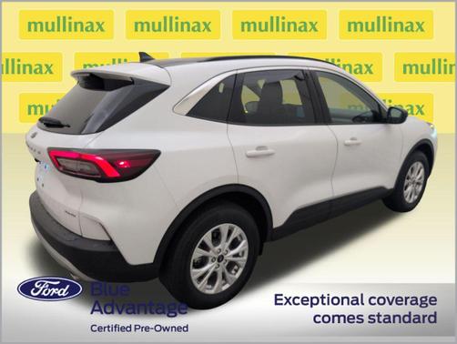 Oxford White 2023 Ford Escape Active