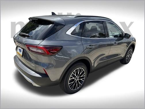 2025 Ford Escape PHEV SE
