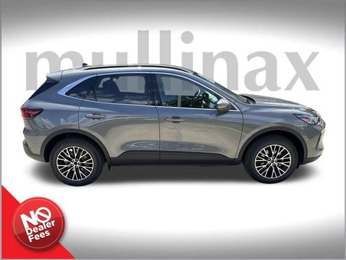 2025 Ford Escape PHEV SE