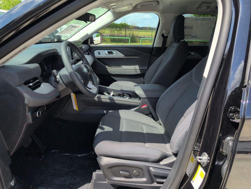 Agate Black Metallic 2026 Ford Explorer Active