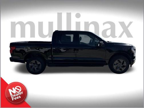 2025 Ford F-150 Lightning LARIAT