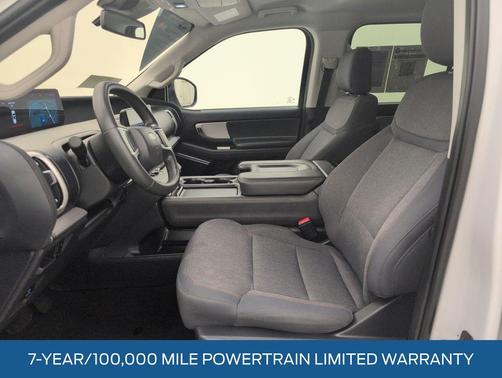 Oxford White 2025 Ford Expedition Active