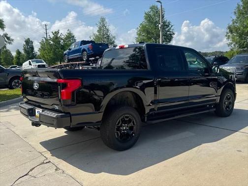 2025 Ford F-150 Lightning XLT