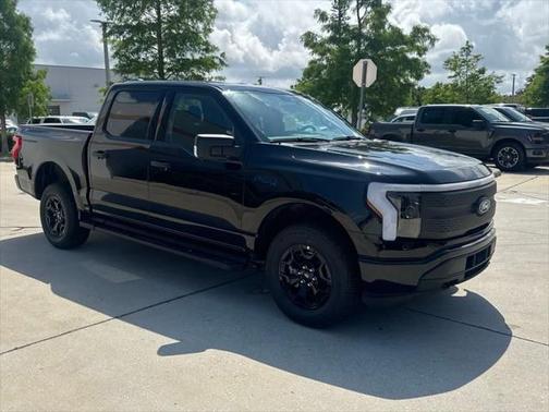 2025 Ford F-150 Lightning XLT