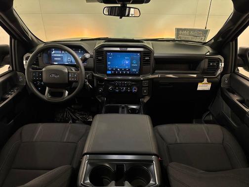 Avalanche 2026 Ford F-150 STX