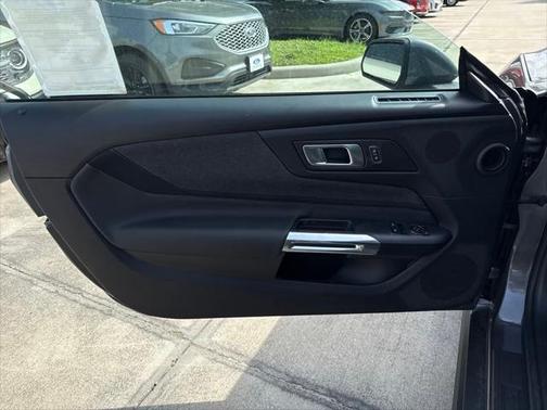 2025 Ford Mustang EcoBoost