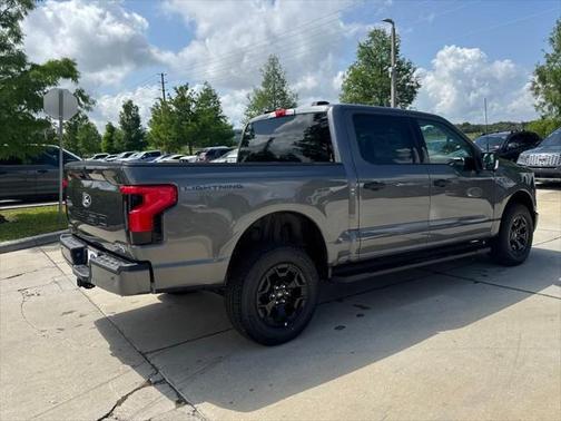 2025 Ford F-150 Lightning XLT