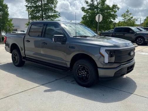 2025 Ford F-150 Lightning XLT