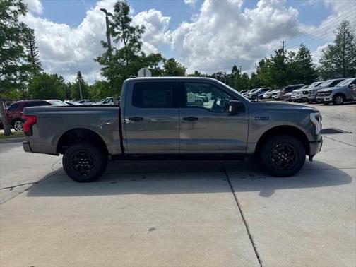 2025 Ford F-150 Lightning XLT