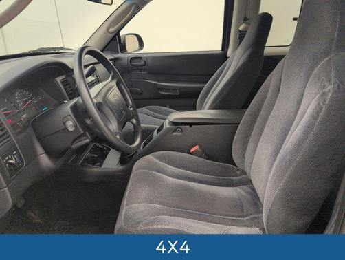 2003 Dodge Dakota Base