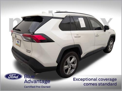 2020 Toyota RAV4 Hybrid SE
