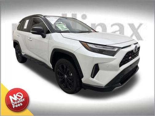 2024 Toyota RAV4 Hybrid SE